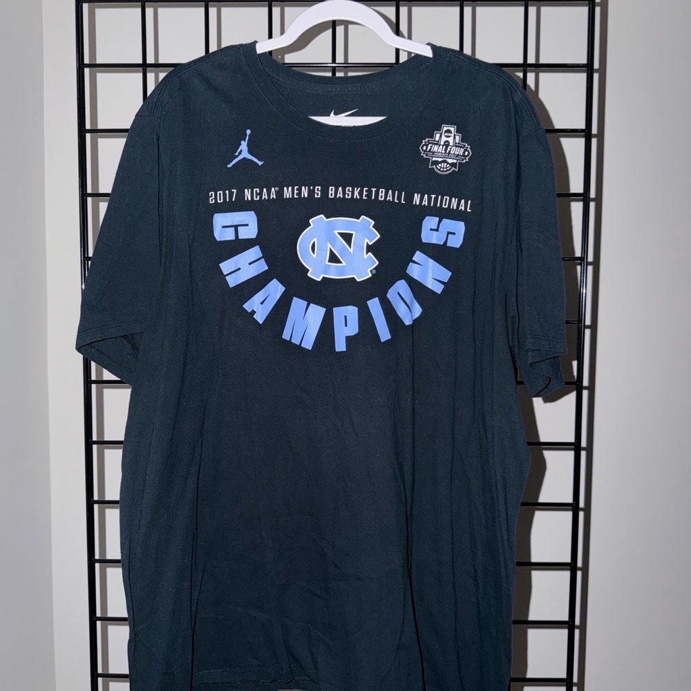 Nike North Carolina Tee in Dark Gray